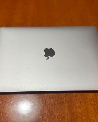 MacBook Air M1 • 512GB SSD