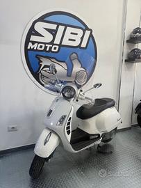 Vespa Gts 300