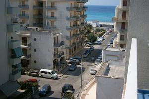 Gallipoli Trilocale 8-10 posti letto 150mt spiagge