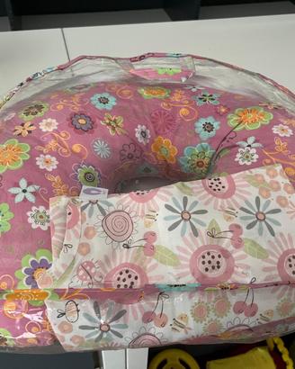 Cuscino allattamento Boppy per neonati con federa