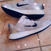 Scarpe da tennis Nike 32