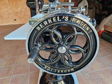 AFFETTATRICE A VOLANO BERKEL MODELLO H9