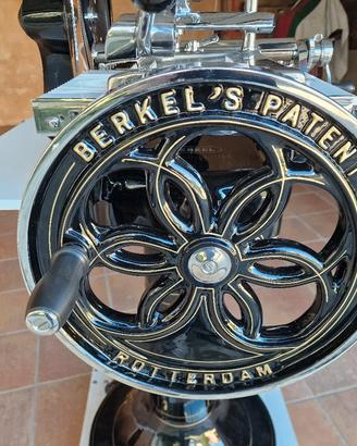 AFFETTATRICE A VOLANO BERKEL MODELLO H9