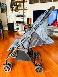 Passeggino foppapedretti leggero e compatto