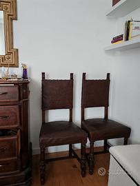 Sedie in pelle legno lavorato