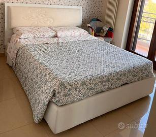 Camera da letto completa