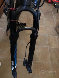 Forcella mtb 29 Rockshox SID Brain