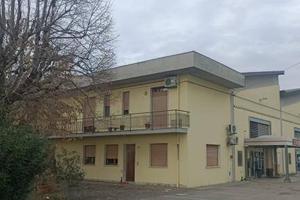 Immobile in asta di 1006 m² con più di 5 locali a 