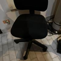 Sedia da ufficio con rotelle