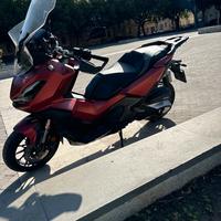 Honda Adv 350