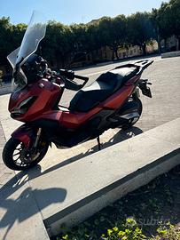 Honda Adv 350