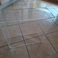 Contenitore in plexiglas 40x40x24