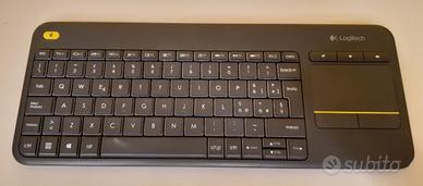 LOGITECH K400 PLUS tastiera wireless con trackpad