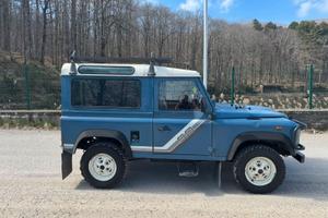 Land rover defender 90