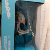 modellino vespa scala 1:32del.1046