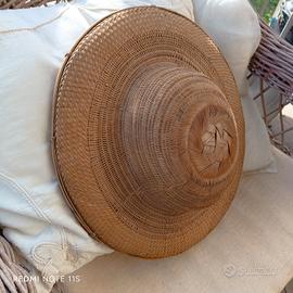 cappello asiatico vintage