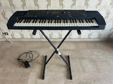 Tastiera Roland E 68