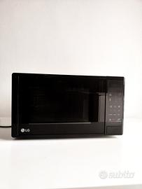 Forno a microonde LG nero funzionante