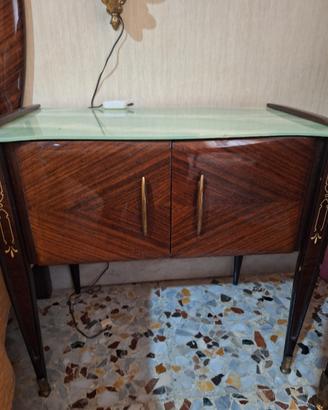 Due comodini vintage anni 60 