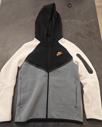 Felpa e pantaloni Nike tech-fleece L junior147-158