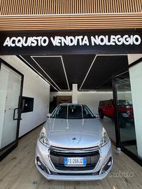 Peugeot 208 PureTech 82 5 porte Allure