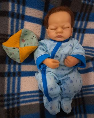 Mini Ashton drake Emily