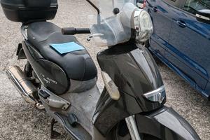 Scarabeo 400 Light 2007 – 28.000 km