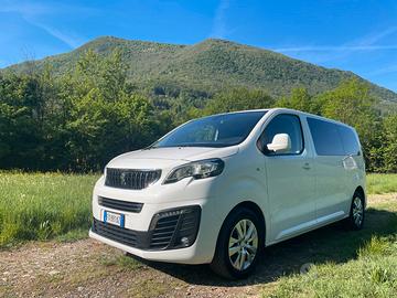 Traveller BlueHdi 180cv EAT8 + Kit letto