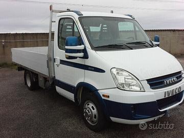 DAILY 35C18 3.0 HPI CASSONE FISSO