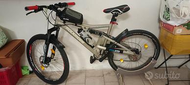 MTB Rockrider 6.3 ruote 26" full sospension 