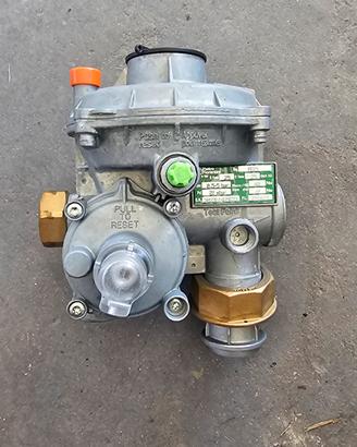 Regolatore pressione gas per impianto e caldaia