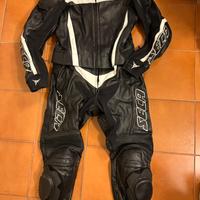 Tuta moto SECA in pelle taglia 50, perfetta