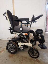 Carrozzina elettrica per invalidi
