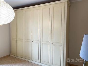 Armadio 6 ante interamente in legno