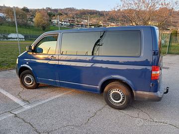 Volkswagen T5 Caravelle 9 posti