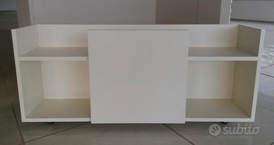 Mobiletto/Tavolino In Legno Con Ripiani E Rotelle 