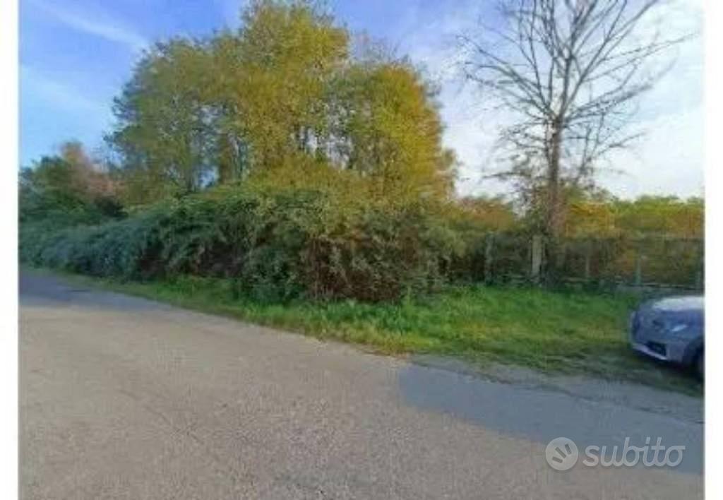 Immobile in asta di 16062 m² a Borgo Ticino - Vista 2
