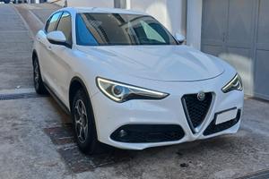 Alfa Romeo Stelvio 2.2 Turbodiesel 190 CV AT8 Q4 B