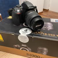 Fotocamera Reflex Nikon D3300 ottica 18-55 VRII