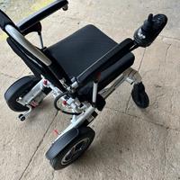 Carrozzina elettrica disabili