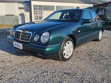 Mercedes-benz E 320 cat Elegance