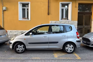 Honda jazz 1.2 DSI 5 P