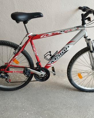 MTB Maino ruote da 26 pollici e forcella 