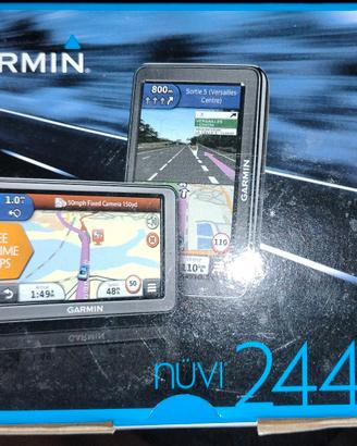 Scatola GARMIN Nuvi 2445 LM + Supporto per auto