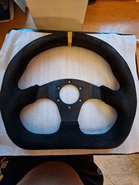 Volante in pelle scamosciata con custodia