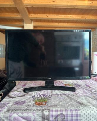 LG Monitor TV LED 24” 16:9 HD