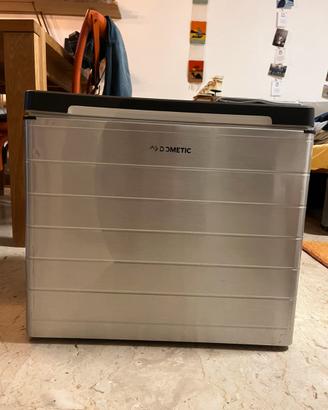 Frigorifero ad assorbimento DOMETIC