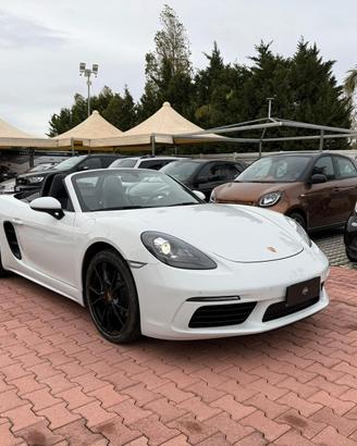 Porsche 718 Spyder Boxster 2.0