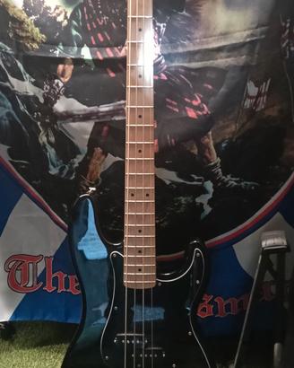 basso acustico e amplificatore 