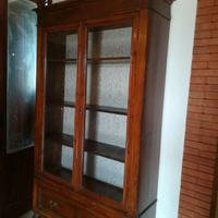 Libreria/vetrina primi '900 restaurata